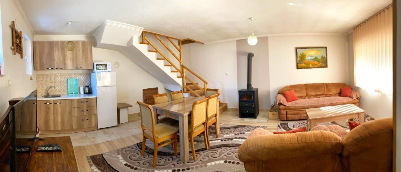 Chalet Kujta Peje Kültér fotó